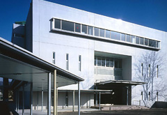 秩父市立秩父第二中学校体育館（秩父市）屋根工事　守屋八潮建設㈱元請け